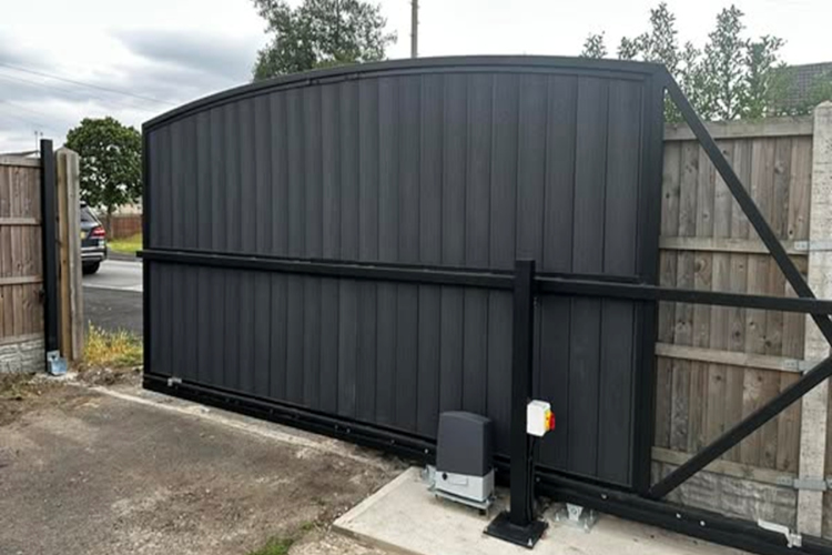 Composite Cantilever Gates